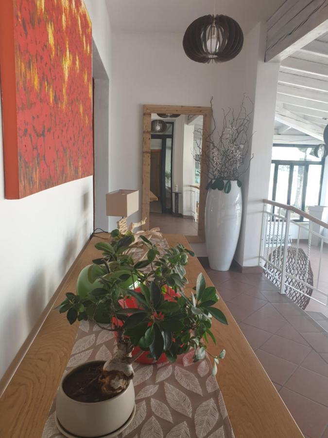 Hotel La Favorita 페스키에라델가르다 외부 사진