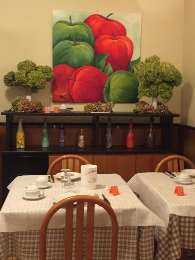 Hotel La Favorita 페스키에라델가르다 외부 사진